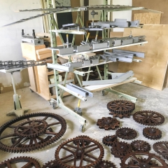 Kugelbahn und Getrieberäder bekommen Farbe